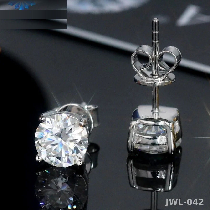 Iced Out Classic Studs · 6.5mm · 4 Prong · 925 Silver · Moissanite